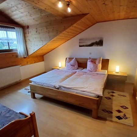 뉴라이체나우 Haus Brigitte Im Dreilaendereck 아파트 외부 사진